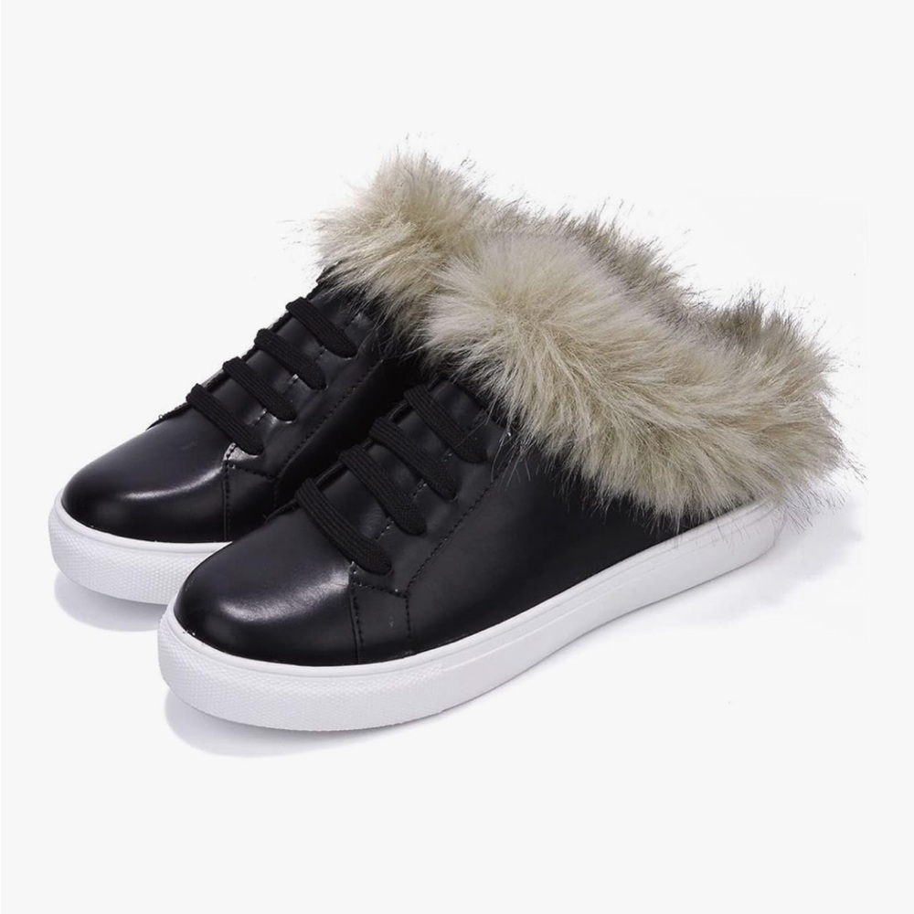 •CAPE ROBBIN• “Denice” Round Toe Slip On Fur Sneakers // NIB